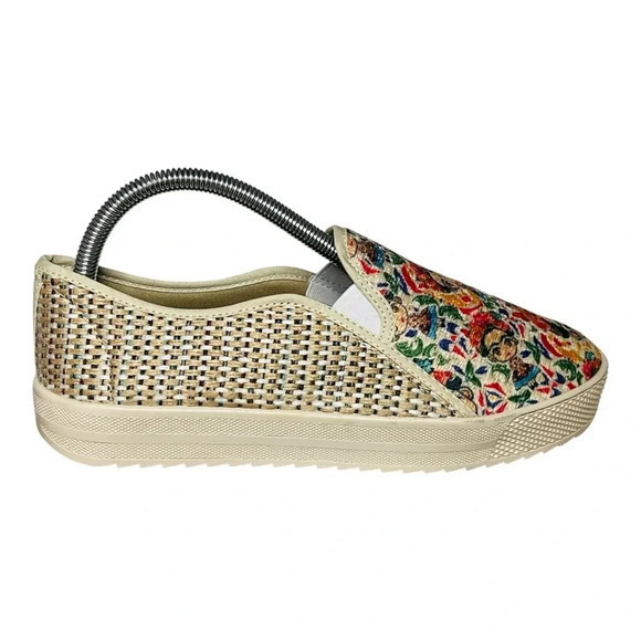 Frida‎ Kahlo Cartoon Flats Loafers Slip-On Sneakers Soft Women Size 7 - Picture 3 of 11